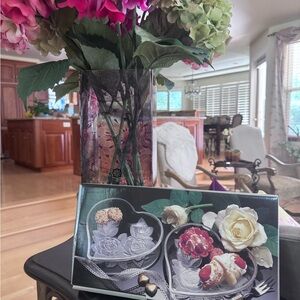 Heart-Shaped Floral Dishes